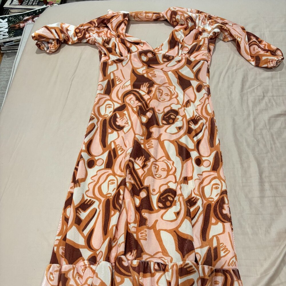 Danny Daisy Keyhole Neck Velvet Dress